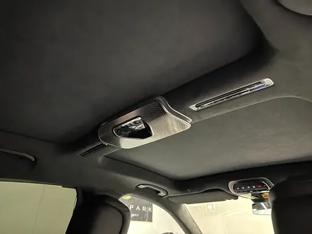 Mercedes-Benz S 63 AMG 4MATIC 2024 года за 109 999 000 тг. в Алматы – фото 39