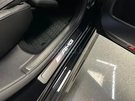 Mercedes-Benz S 63 AMG 4MATIC 2024 года за 109 999 000 тг. в Алматы – фото 42