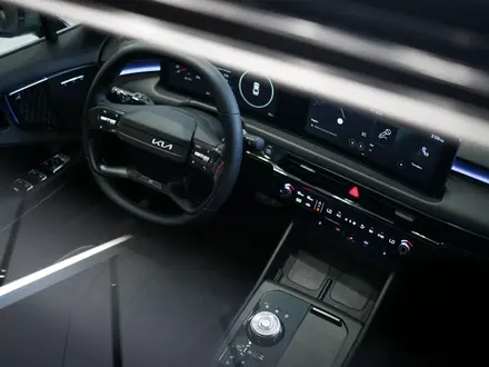 Kia K8 Premium 2025 года за 27 990 000 тг. в Алматы – фото 13