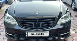 Mercedes-Benz S 63 AMG 2009 года за 16 000 000 тг. в Шымкент – фото 4