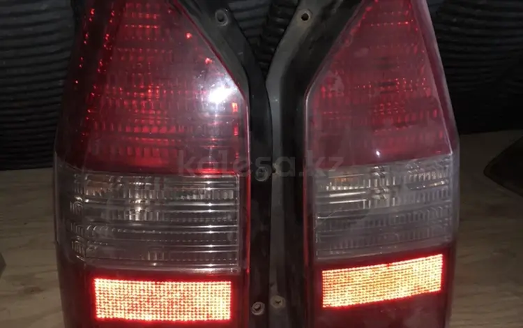 Задние фонари Chariot Grandis за 11 000 тг. в Алматы