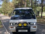 Mitsubishi Delica 1993 года за 3 300 000 тг. в Алматы – фото 2