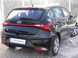 Hyundai i20 2023 года за 7 890 000 тг. в Астана – фото 5