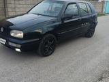 Volkswagen Golf 1998 годаүшін1 500 000 тг. в Тараз