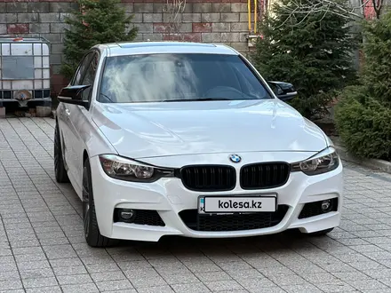 BMW 320 2013 года за 9 000 000 тг. в Алматы – фото 4