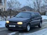 Volkswagen Golf 1993 года за 2 200 000 тг. в Алматы