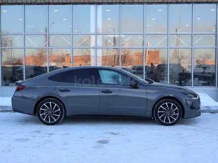 Hyundai Sonata 2022 года за 12 990 000 тг. в Астана – фото 6