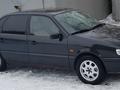 Volkswagen Passat 1995 годаfor2 900 000 тг. в Семей – фото 4