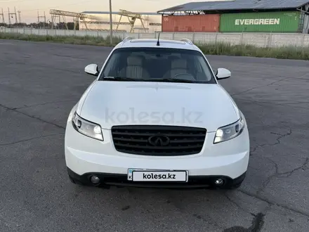 Infiniti FX35 2003 года за 4 800 000 тг. в Алматы – фото 2