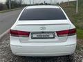 Hyundai Sonata 2006 года за 2 900 000 тг. в Шымкент – фото 4