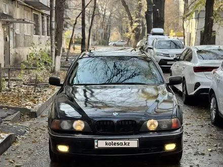 BMW 528 1998 года за 3 500 000 тг. в Алматы – фото 2