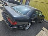 Mercedes-Benz E 320 2001 года за 4 000 000 тг. в Кызылорда – фото 4