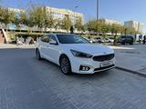 Kia K7 2016 годаfor10 950 000 тг. в Шымкент