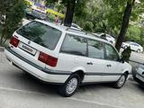 Volkswagen Passat 1995 года за 2 230 000 тг. в Алматы – фото 4