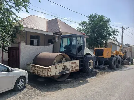 XCMG  XS203 2007 года за 8 000 000 тг. в Шымкент
