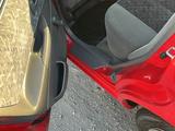 Mazda 323 1999 года за 2 300 000 тг. в Караганда – фото 5