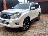 Toyota Land Cruiser Prado 2010 года за 14 400 000 тг. в Актобе