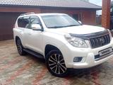 Toyota Land Cruiser Prado 2010 года за 14 400 000 тг. в Актобе – фото 2