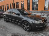 Skoda Superb 2005 года за 3 200 000 тг. в Астана – фото 2