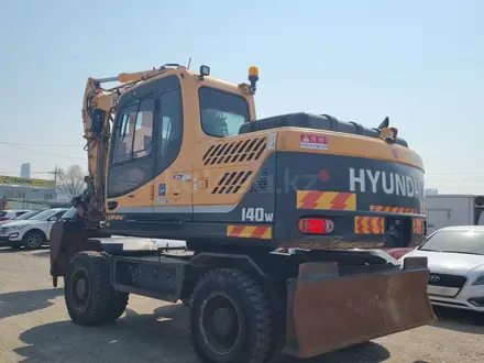 Hyundai  R140W 2014 года за 36 000 000 тг. в Астана – фото 3