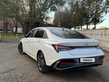 Hyundai Elantra 2023 года за 8 600 000 тг. в Астана – фото 3