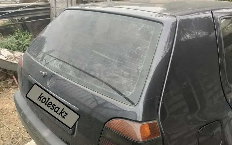 Volkswagen Golf 1994 годаүшін1 150 000 тг. в Уральск