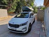 Kia Carnival 2019 года за 9 800 000 тг. в Шымкент – фото 3