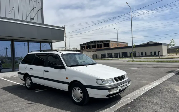 Volkswagen Passat 1995 годаүшін2 600 000 тг. в Шымкент