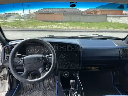 Volkswagen Passat 1995 года за 2 600 000 тг. в Шымкент – фото 13