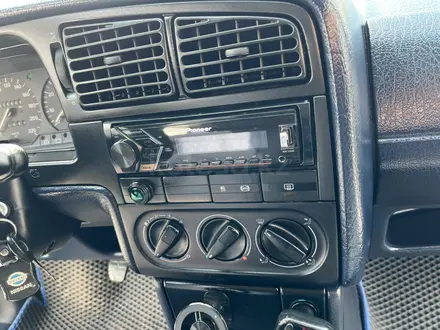 Volkswagen Passat 1995 года за 2 600 000 тг. в Шымкент – фото 19