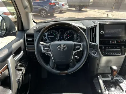 Toyota Land Cruiser 2016 года за 28 500 000 тг. в Алматы – фото 11