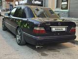 Mercedes-Benz E 320 1994 года за 1 650 000 тг. в Алматы – фото 4