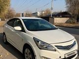 Hyundai Solaris 2015 года за 4 800 000 тг. в Шымкент – фото 3