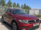 Volkswagen Tiguan 2018 годаүшін12 500 000 тг. в Астана – фото 2