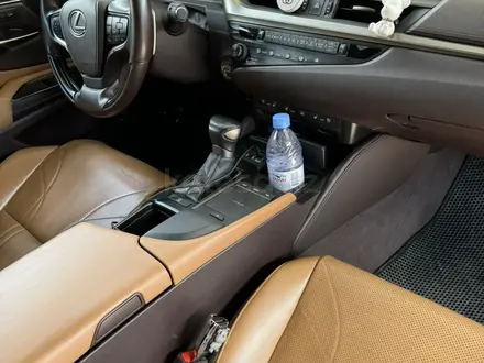 Lexus ES 350 2019 года за 28 000 000 тг. в Шымкент – фото 15