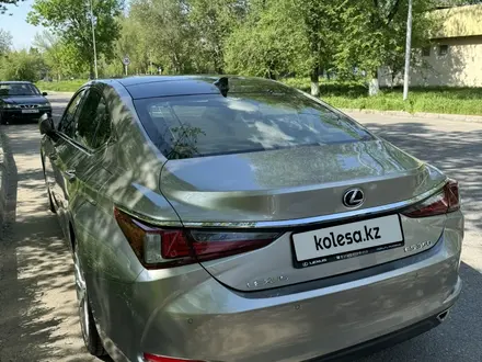 Lexus ES 350 2019 года за 28 000 000 тг. в Шымкент – фото 5