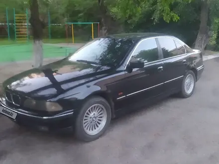 BMW 525 2000 года за 3 300 000 тг. в Талдыкорган