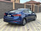 Hyundai Elantra 2017 годаfor5 200 000 тг. в Актобе – фото 2