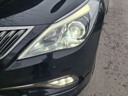 Hyundai Grandeur 2015 года за 8 900 000 тг. в Тараз – фото 15