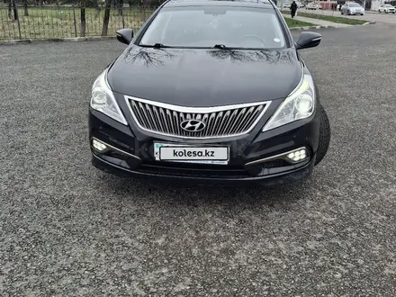 Hyundai Grandeur 2015 года за 8 900 000 тг. в Тараз