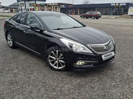 Hyundai Grandeur 2015 года за 8 900 000 тг. в Тараз – фото 3