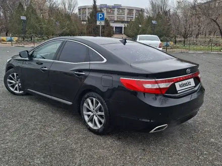 Hyundai Grandeur 2015 года за 8 900 000 тг. в Тараз – фото 5