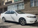 Toyota Camry 2005 года за 4 400 000 тг. в Астана – фото 2