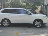 Mitsubishi Outlander 2012 года за 7 700 000 тг. в Уральск – фото 2