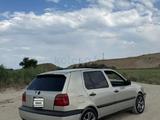 Volkswagen Golf 1996 года за 1 900 000 тг. в Тараз – фото 4
