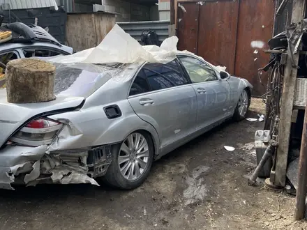 Mercedes-Benz S 500 2007 года за 1 500 000 тг. в Алматы – фото 2