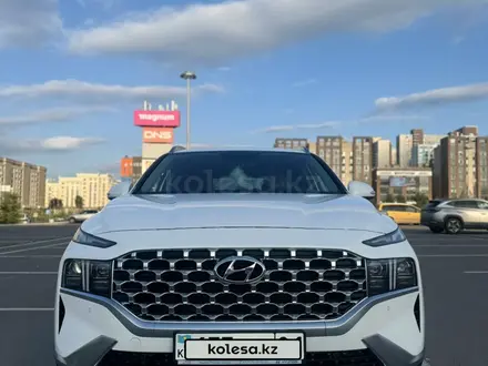 Hyundai Santa Fe 2023 года за 17 900 000 тг. в Астана – фото 2