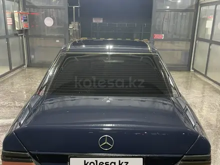 Mercedes-Benz E 200 1990 года за 1 100 000 тг. в Павлодар – фото 9