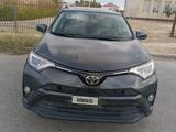 Toyota RAV4 2016 годаүшін8 100 000 тг. в Актау