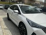 Hyundai Accent 2022 года за 8 700 000 тг. в Шымкент – фото 4